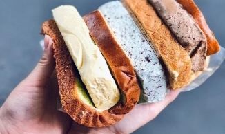 Kẹp kem Singapore, đặc sản của đảo quốc sư tử khiến người Sài Gòn thích thú