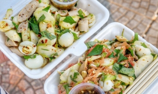 Nem chua tré trộn, món ngon xứ Nẫu và 4 địa chỉ ăn ngon nối tiếng ở Sài Gòn