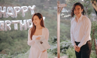 Midu không rời chàng trai 'Người ấy là ai' trong tiệc sinh nhật tuổi 31