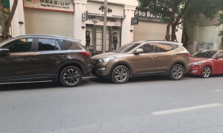 Cái kết đắng cho tài xế đỗ xe thiếu ý thức suốt một ngày mới quay lại