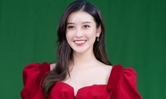 Á hậu Huyền My thông báo chính thức trở thành MC thể thao