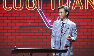 Soobin Hoàng Sơn tái hiện lại hình ảnh chơi đàn bầu năm 7 tuổi ở sân khấu 'Cuộc hẹn cuối tuần'