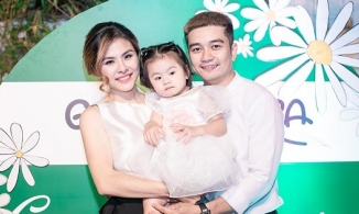 Vân Trang hạ sinh một cặp sinh đôi cho ông xã doanh nhân