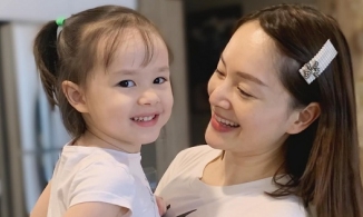 Con gái 3 tuổi của diễn viên Lan Phương: Xem phim mẹ đóng phải kèm điều kiện
