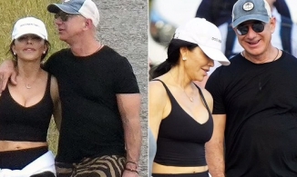 Tỷ phú Amazon và bạn gái 52 tuổi không rời nhau nửa bước như cặp đôi mới lớn trong chuyến du lịch