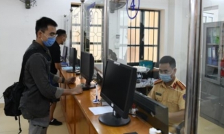 Người dân được đăng ký trực tuyến để nhận biển số tạm thời cho xe mới mua