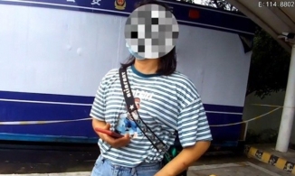 Tự ý mua cho mẹ đẻ đôi dép 350k, người phụ nữ bị chồng bỏ lại giữa đường