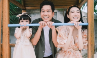 Nhã Phương - Trường Giang đăng ảnh gia đình như phim Hàn, dung mạo của ái nữ khiến CĐM ngỡ ngàng