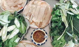 Hấp dẫn như bánh tráng cuốn thịt heo Đà Nẵng