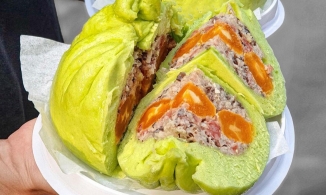 2 món bánh quen hóa lạ, bình dân thành đắt đỏ với phần nhân... siêu trứng của Sài Gòn