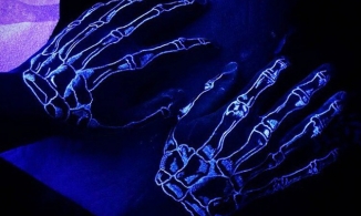 Hình xăm phát sáng: Trào lưu xăm hình tương lai