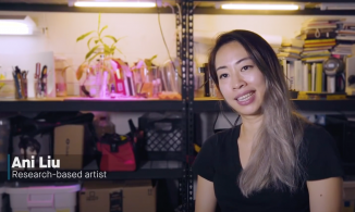 Cô gái sáng tạo nước hoa từ mùi hương cơ thể