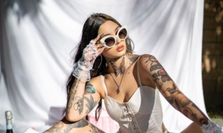 Nữ người mẫu xăm hình từng sợ rằng cơ thể đầy hình xăm ảnh hưởng công việc 