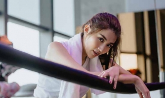 Bí quyết sở hữu múi bụng săn chắc như Chế Nguyễn Quỳnh Châu