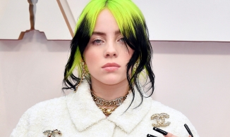 Billie Eilish uống thuốc giảm cân năm 12 tuổi, thích mặc quần áo rộng
