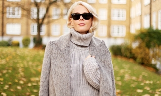 Turtlenecks: Chiếc áo cổ lọ ai cũng cần vài cái mỗi khi gió lạnh tràn về