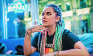 Nhà tạo mẫu tóc gợi ý xu hướng nhuộm tóc cầu vồng mùa hè này