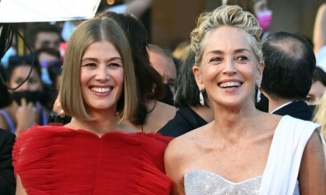 Các mỹ nhân 'không tuổi' toả sáng tại lễ bế mạc Cannes 2021