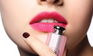 Son dưỡng có màu lì Dior Addict Lip Glow Matte Finish giải pháp chăm sóc môi hiệu quả