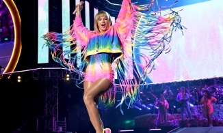 Họa tiết tie-dye: Sự loang lổ giàu liên tưởng