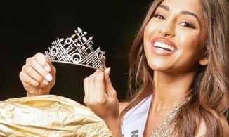 Hoa hậu Hoàn vũ Australia nóng bỏng với gu thời trang bó sát