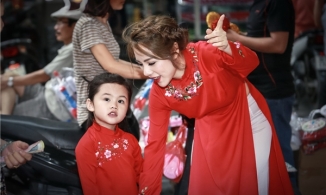 Bạch Lan Phương và con gái gợi ý đồ đôi mẹ con cực đáng yêu