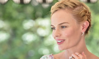 Tóc xinh cho tiệc cuối năm thêm tỏa sáng