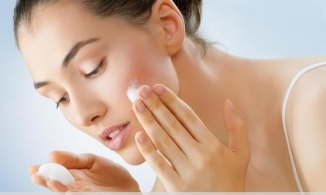 Hai dòng mặt nạ ngủ dưỡng ẩm đình đám của thương hiệu Laneige