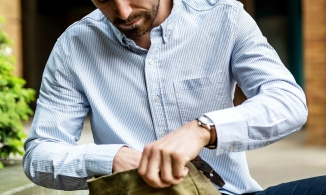 Sơ mi Oxford: Chiếc áo cổ điển, không thể thiếu trong tủ đồ nam giới