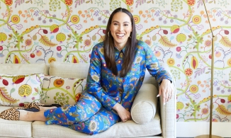 Prada mời cháu gái Phó tổng thổng Mỹ Kamala Harris làm người mẫu 