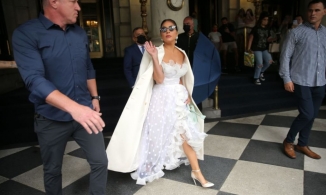 Lady Gaga diện trang phục cổ điển khi đến New York