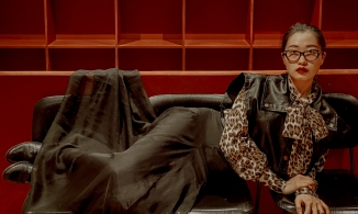 Nữ 8x công sở mê mặc đẹp: 'Nếu phải bó buộc mình vào một bộ đồ mà không chút cảm xúc thì đúng là cực hình'