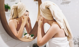 Cách chăm sóc da khô tại nhà ai cũng có thể làm được