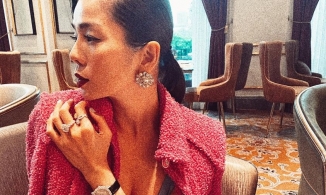 Lệ Quyên và xu hướng “nhuộm hồng” tủ đồ: Hẹn hò cùng trai trẻ nên yêu đời?