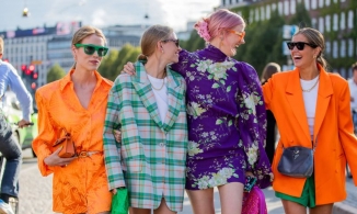 [GÓC PHONG THUỶ] Khai xuân đầu năm lựa chọn màu túi nào đựng lì xì để 'tiền vào như nước sông Đà'?