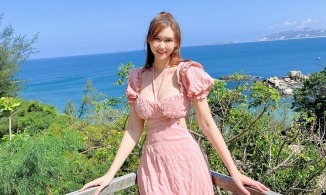 Hương Giang ưu ái loạt trang phục khoe vóc dáng triệt để trong 6 năm 3 tháng yêu 'phi công' Đình Tú