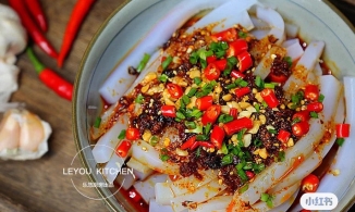 Mì thạch buồn, món mì lạ miệng ăn vào “xua hết buồn phiền” của Tứ Xuyên