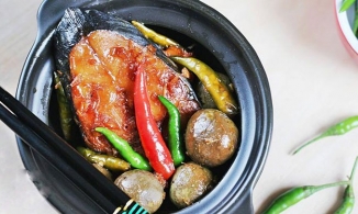 Cách làm cá kho sấu dân dã mà dễ khiến nồi cơm đầy hết nhẵn, rất hợp giải ngán cỗ Tết