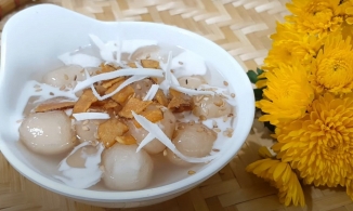 Cách làm chè bột lọc nhân dừa dẻo dai, ăn cùng loại chè nào cũng ngon