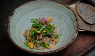 Vả trộn, món “khai vị” dân dã gây thương nhớ của ẩm thực Huế