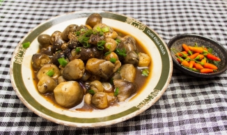 Cách làm nấm rơm kho tiêu, món chay hao cơm, chống ngán cho mâm cơm nhà