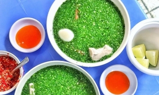 Bánh canh hẹ, món đặc sản xanh mướt, thơm ngon của xứ Nẫu Phú Yên