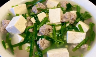 Cách nấu canh hẹ đậu hũ thịt băm ngọt thanh, bổ dưỡng, ăn 4 mùa đều phù hợp