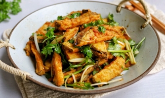 Cách làm cà tím chiên giòn trộn chua ngọt không cần thịt vẫn đưa cơm