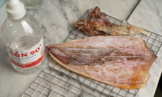 3 mẹo chọn mực khô dày mình, ngọt thịt mỗi khi đi du lịch biển