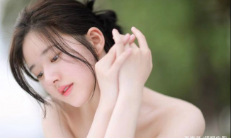 Triệu Lộ Tư khiến người hâm mộ “chán ngán” khi dính chặt kiểu vai thanh thuần