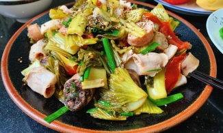 Cách làm lòng xào dưa ngon nhất, chỉ 30k vẫn đầy đặn để đổi gió cuối tuần