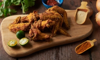 6 phiên bản gà rán đặc biệt khắp thế giới, KFC không có cửa để so