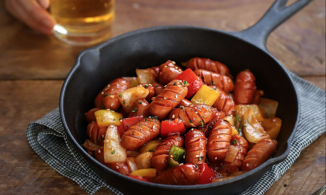 Cách làm xúc xích xào rau củ: Tuyệt chiêu để trẻ nhỏ ăn rau một cách tình nguyện