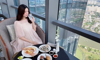 Á hậu Thúy Vân diện thời trang bầu bí đơn giản nhưng siêu xinh